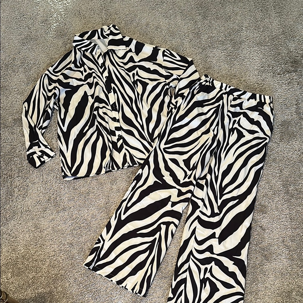 Zebra Print Women's Pants & Jumpsuit Set